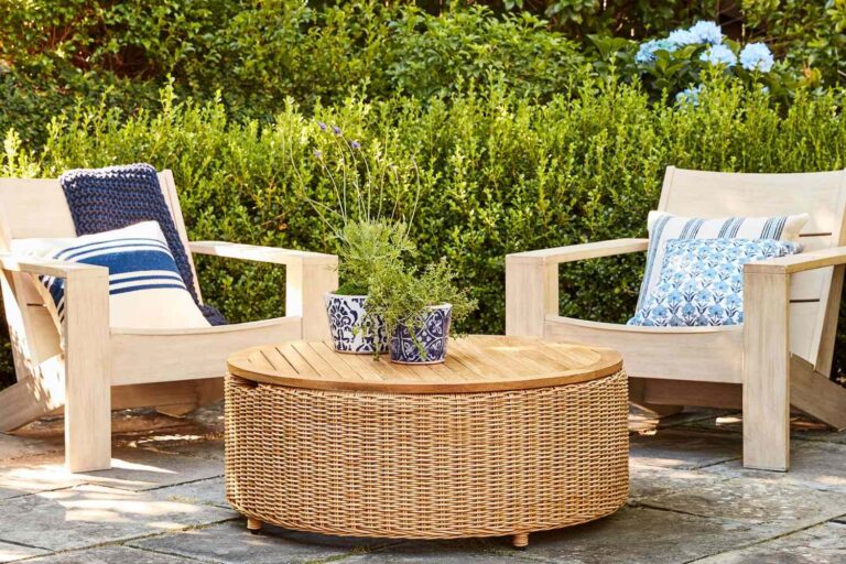 Top Reasons to Shop at a Furniture Outlet for Big Savings